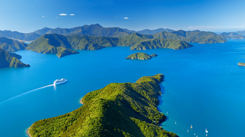 Cruising Marlborough Sound New Zealand
