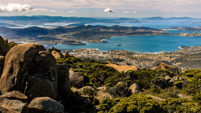 Tasmanian Highlights (Dec 2027)