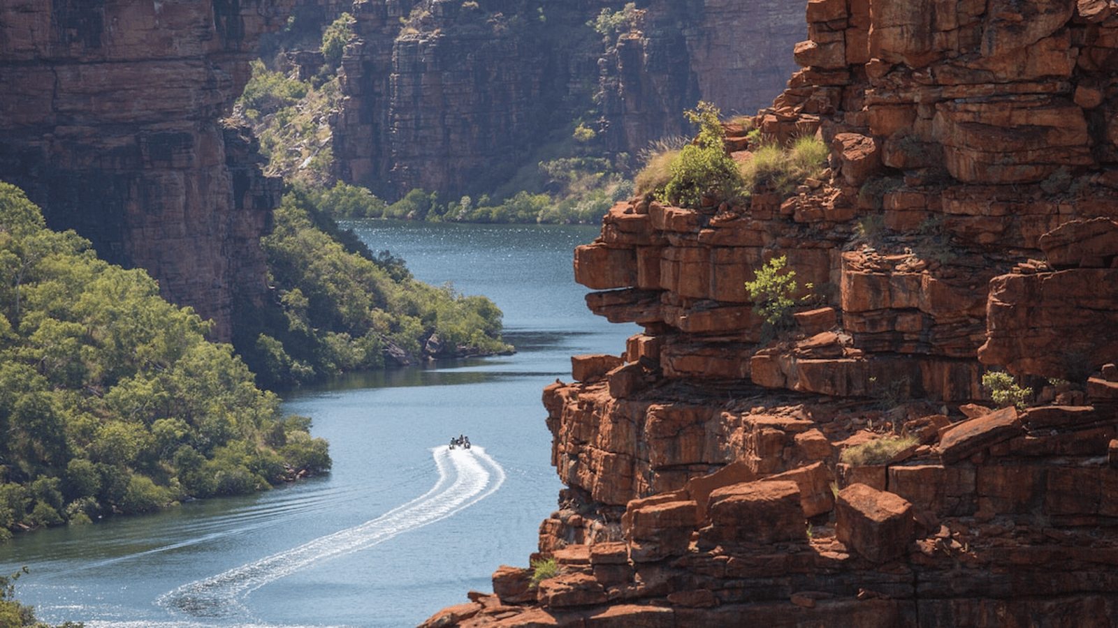 australia cruises kimberley expedition ship cruise coast mundy travel expeditiontrips cruising