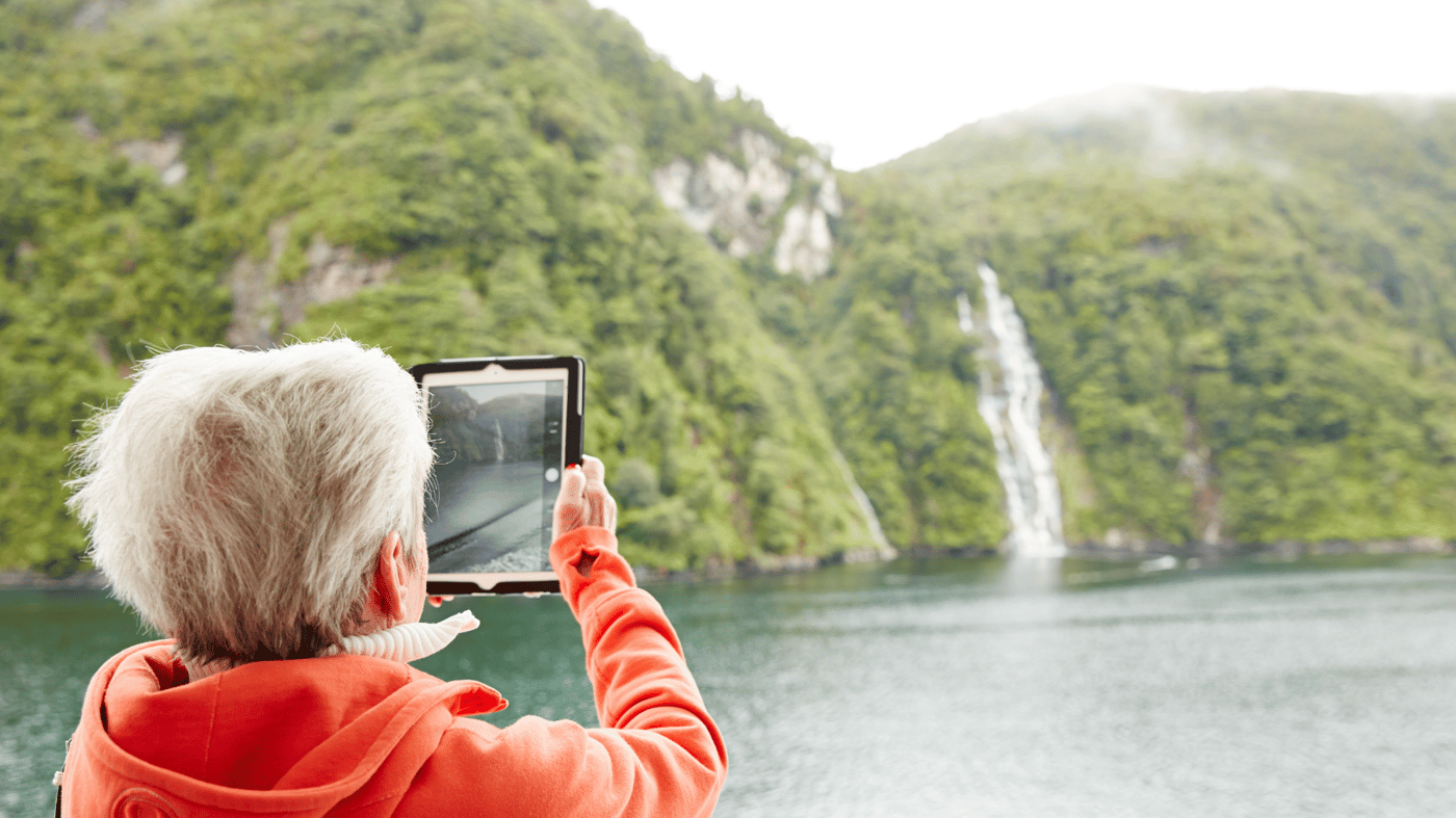 Fiordland Scenic cruising