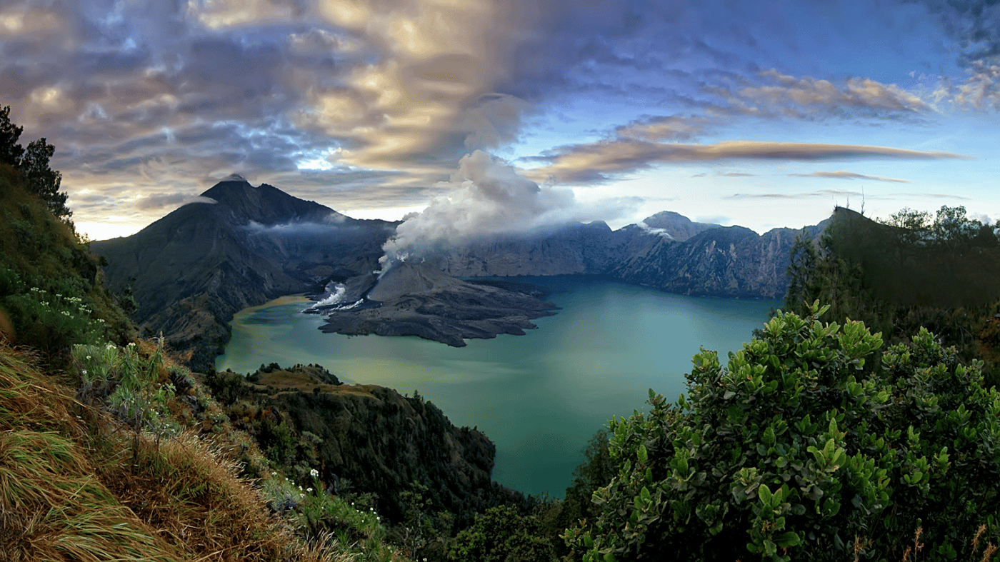 Mt Rinjani, Lombok, Indonesia