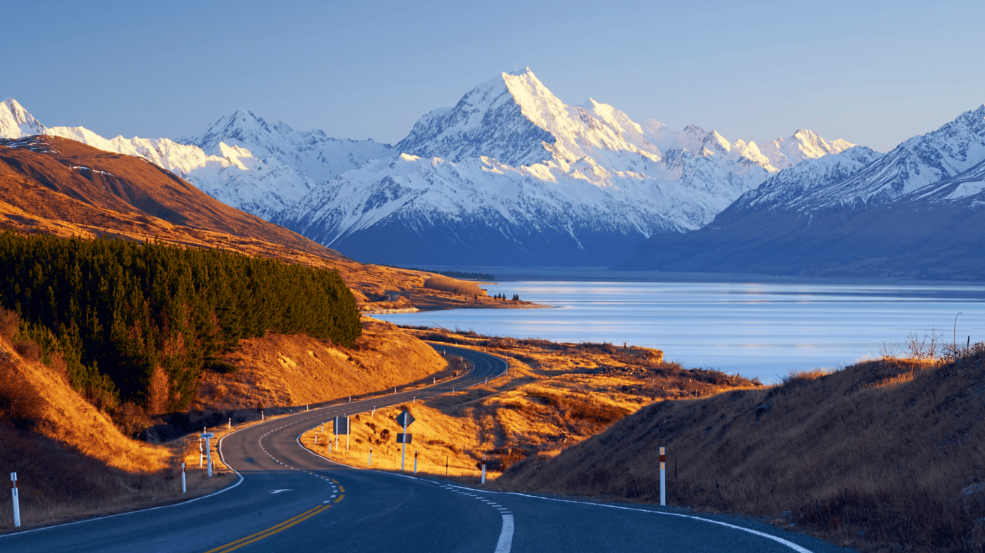 Road to Mt Cook, New Zealand 