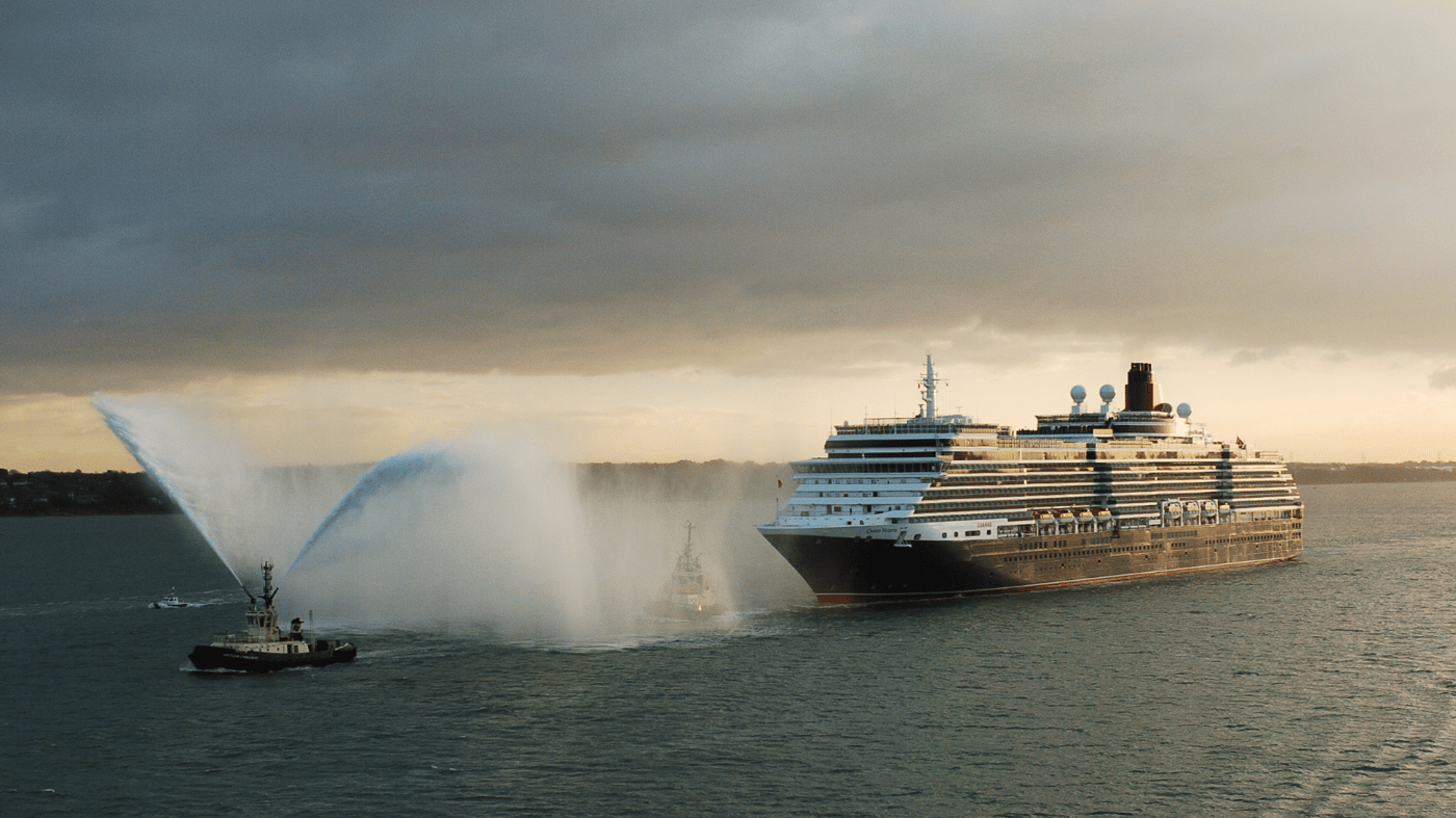 Queen Victoria arrives in Southampton