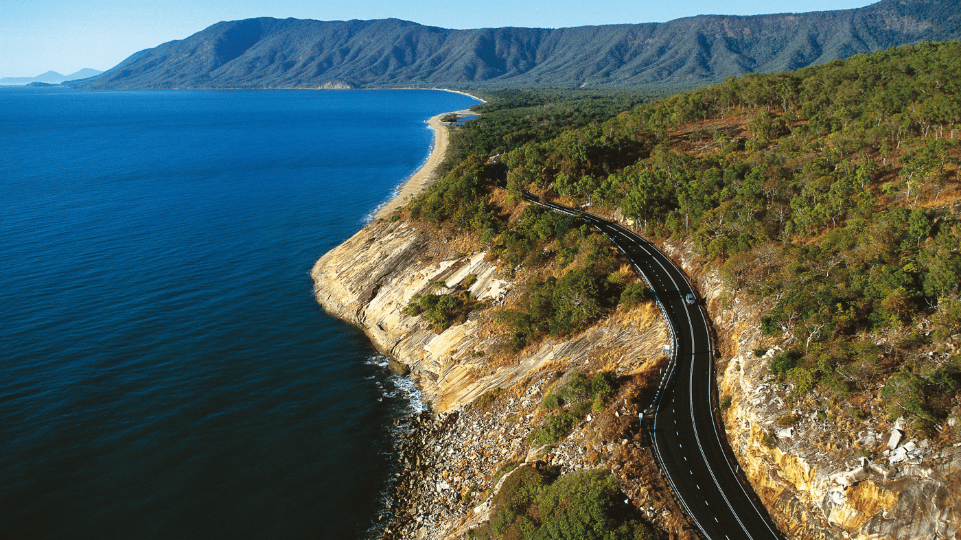 Enjoy the stunning coastal views on your way from Port Douglas to Cairns