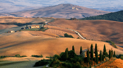 Rolling landscapes, savoury wines, delicious food and stunning architecture...this can only be Tuscany