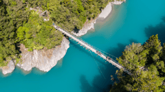 View the spectacular Hokitika Gorge
