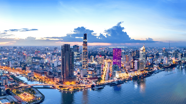 Cruise Singapore-Tokyo via Vietnam, Hong Kong, Taiwan & Southern Japan (Mar 2027)