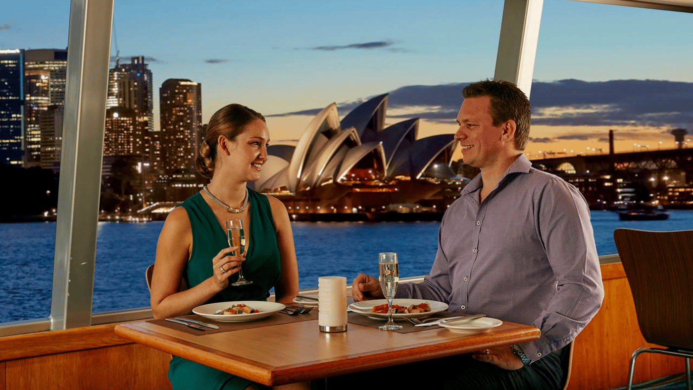Meet your travelling companions whilst enjoying a dinner cruise on Sydney Harbour