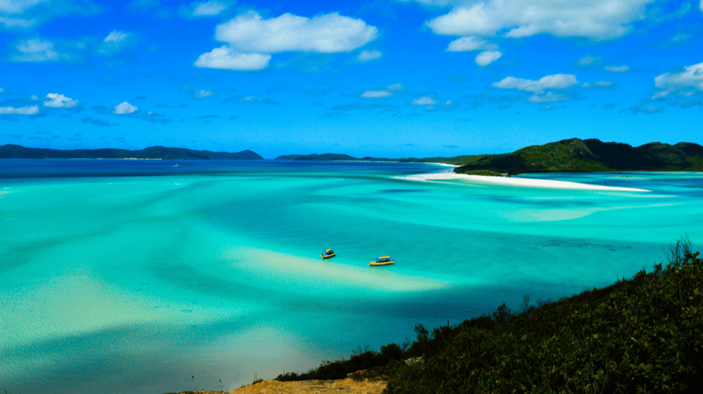 A day trip to Whitehaven Beach is a must when visiting the Whitsundays! 