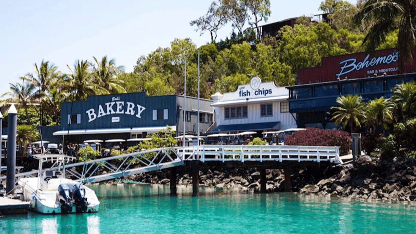 Head to the marina for casual dining