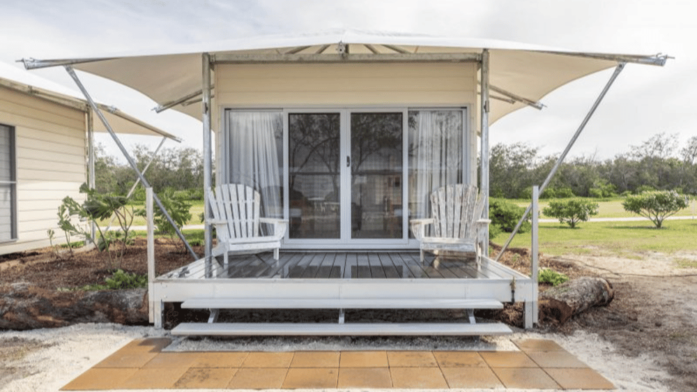 Relax in your eco-cabin on Lady Elliot Island
