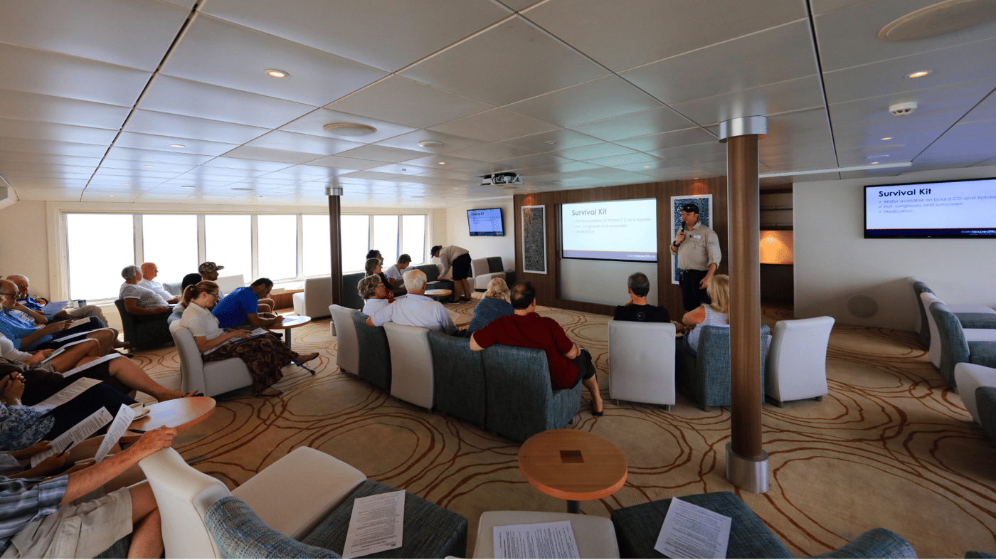 Enjoy briefings in the Presentation Lounge