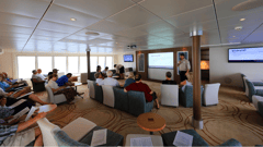 Enjoy briefings in the Presentation Lounge