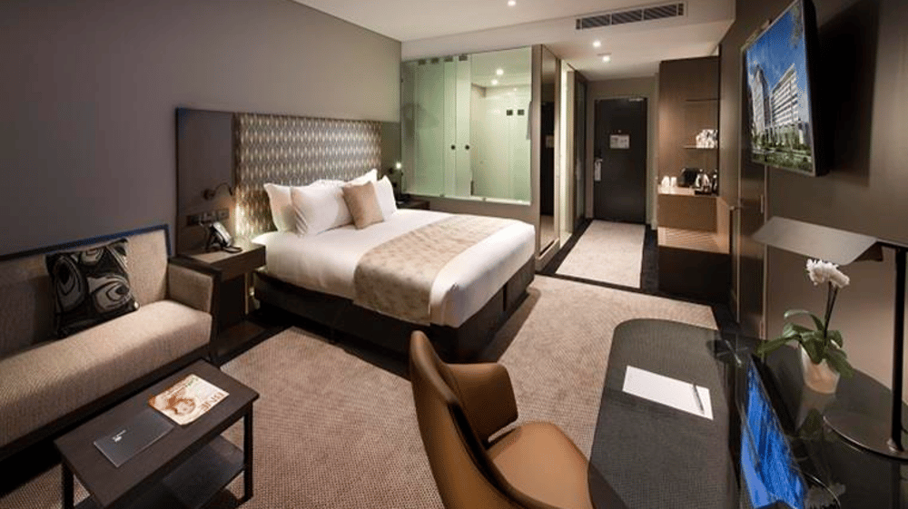 Relax in luxury at the Pullman Brisbane Airport hotel