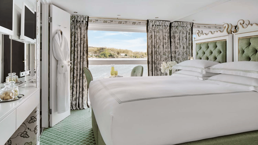 French Balcony, S.S. Catherine - Cruise Burgundy & Provence 