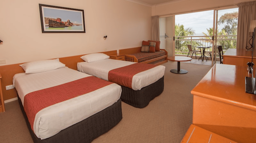 Standard Twin Room, Tangalooma Island Resort 