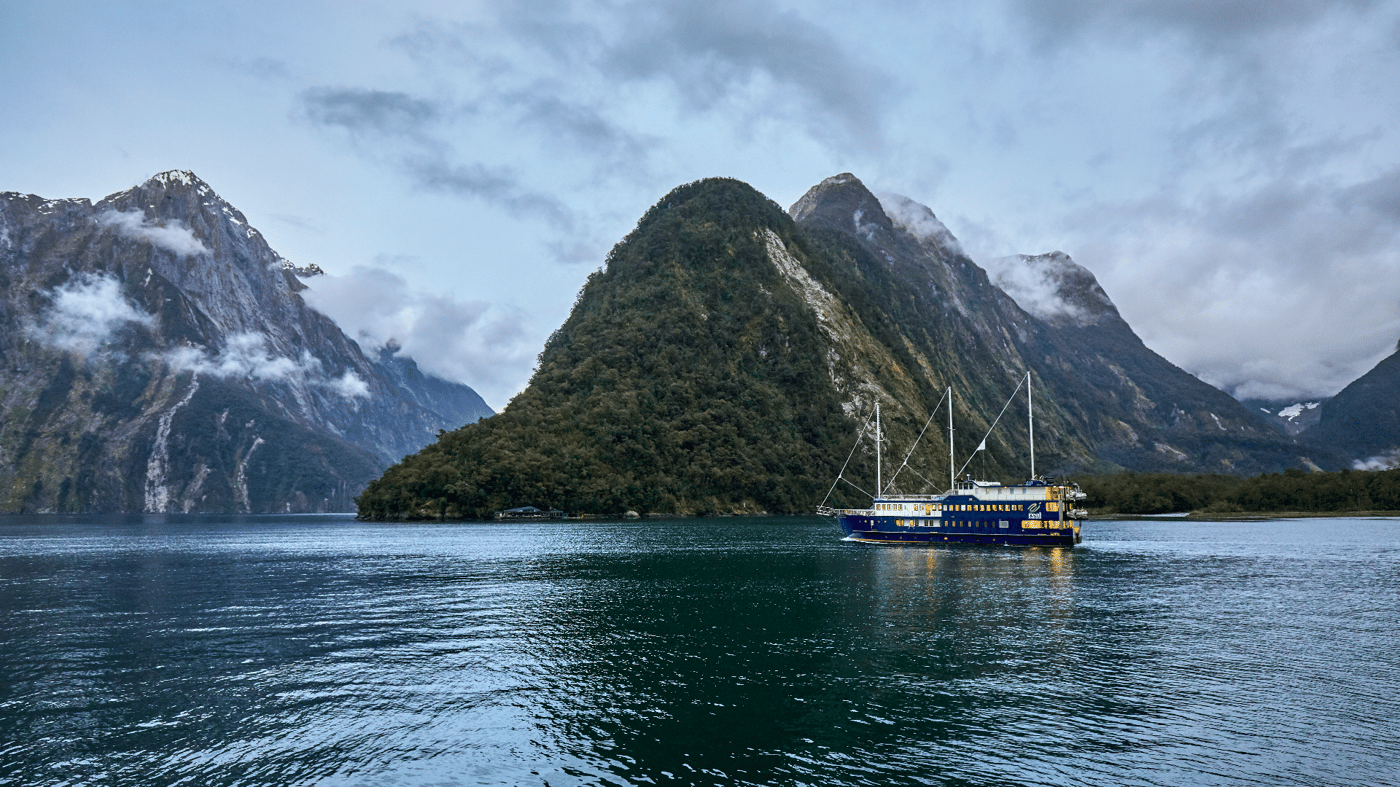 Milford Sound Scenic Cruise