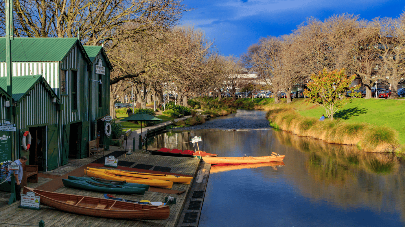 Christchurch, houses by lake 