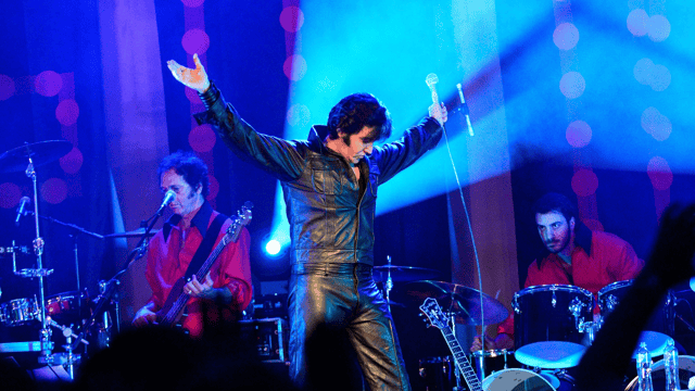 Elvis, Wildlife, Wine & Canberra Highlights