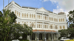 Enjoy a Singapore Sling at the famous Raffles 