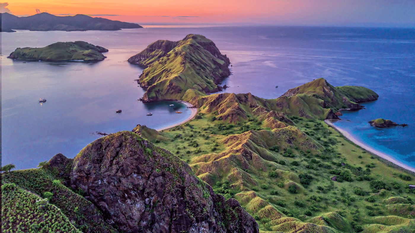 Enjoy the craggy mountains, deep canyons, savannas and monsoon rainforests in Komodo, Indonesia