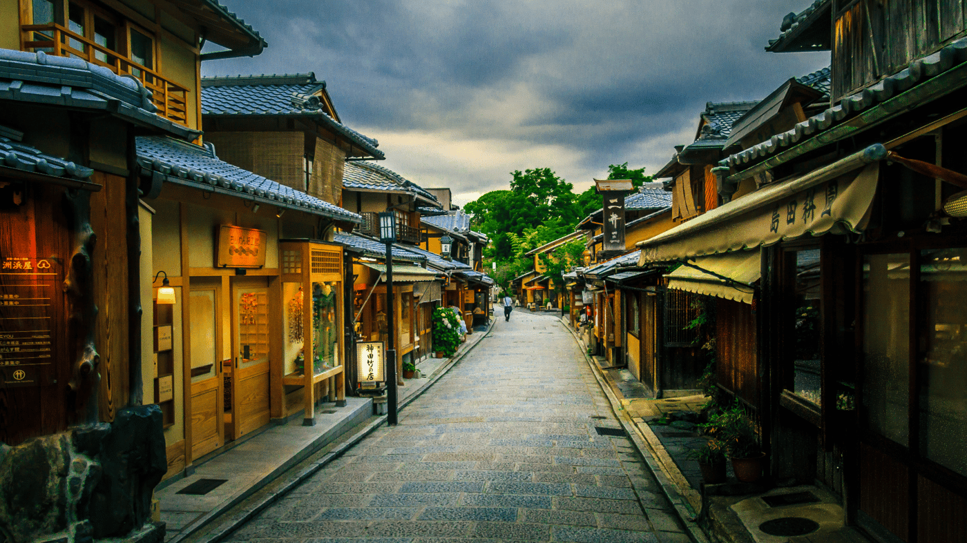 See the breathtaking temples and shrines of Japan's old imperial capital, Kyoto