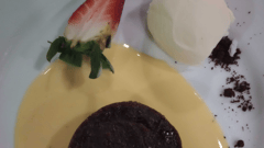 everyone loves desert ..... Christmas in July 