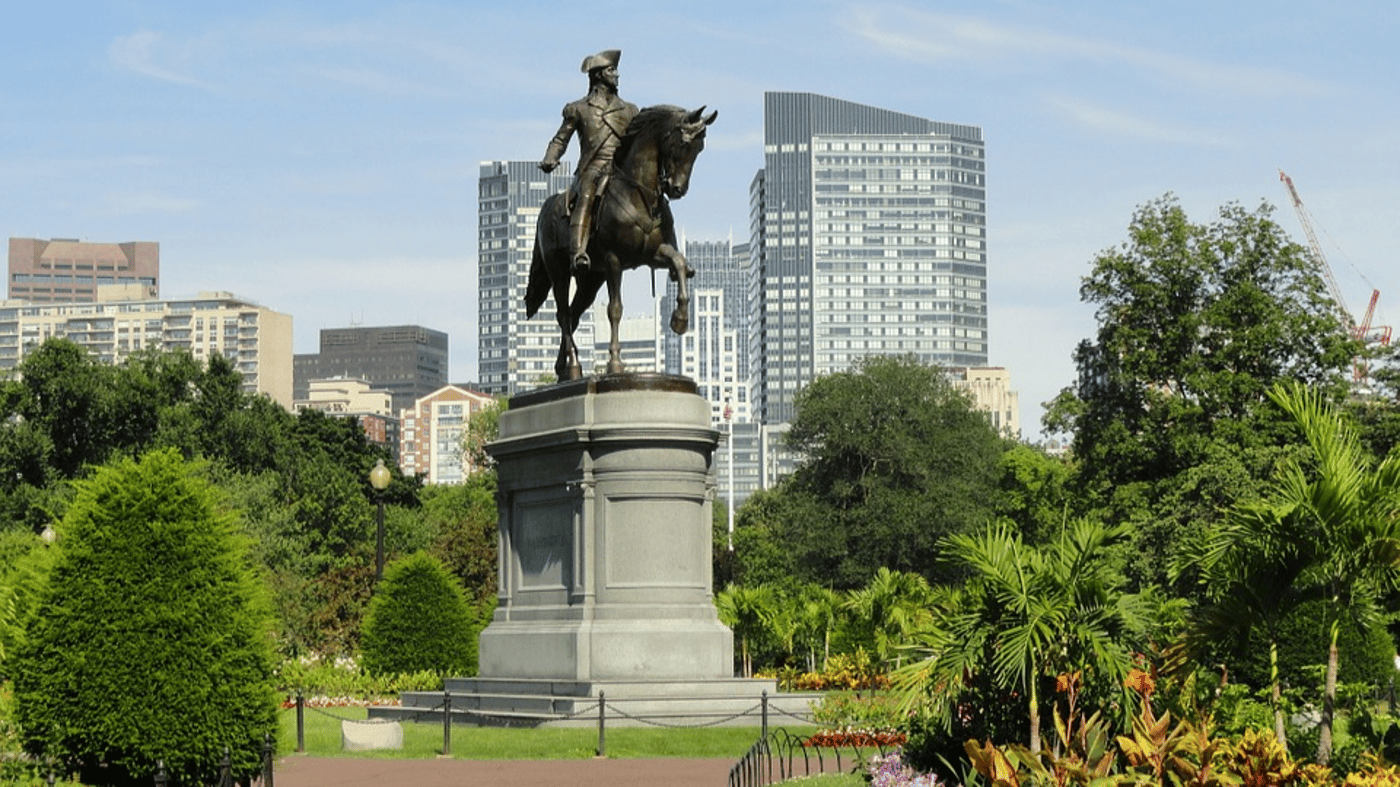 Hailed as the "Cradle of American Independence," Boston brims with heritage landmarks and cultural attractions that tell the story of our country's fascinating history.