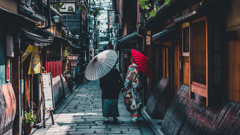 Kyoto - Eexplore Gion, Kyoto’s famous geisha district and centre of the city’s traditional arts.