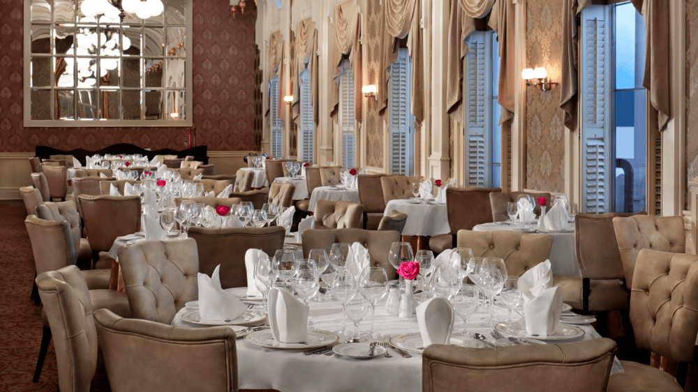 Dining on the American Queen 