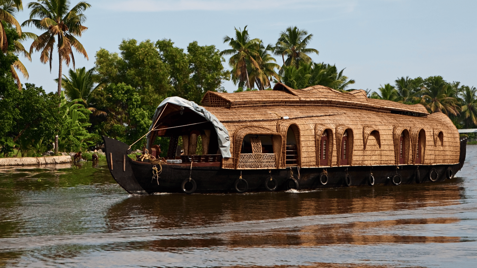 SAVE NOW: Tour the Waterways & Temples of South India - Travel at 60