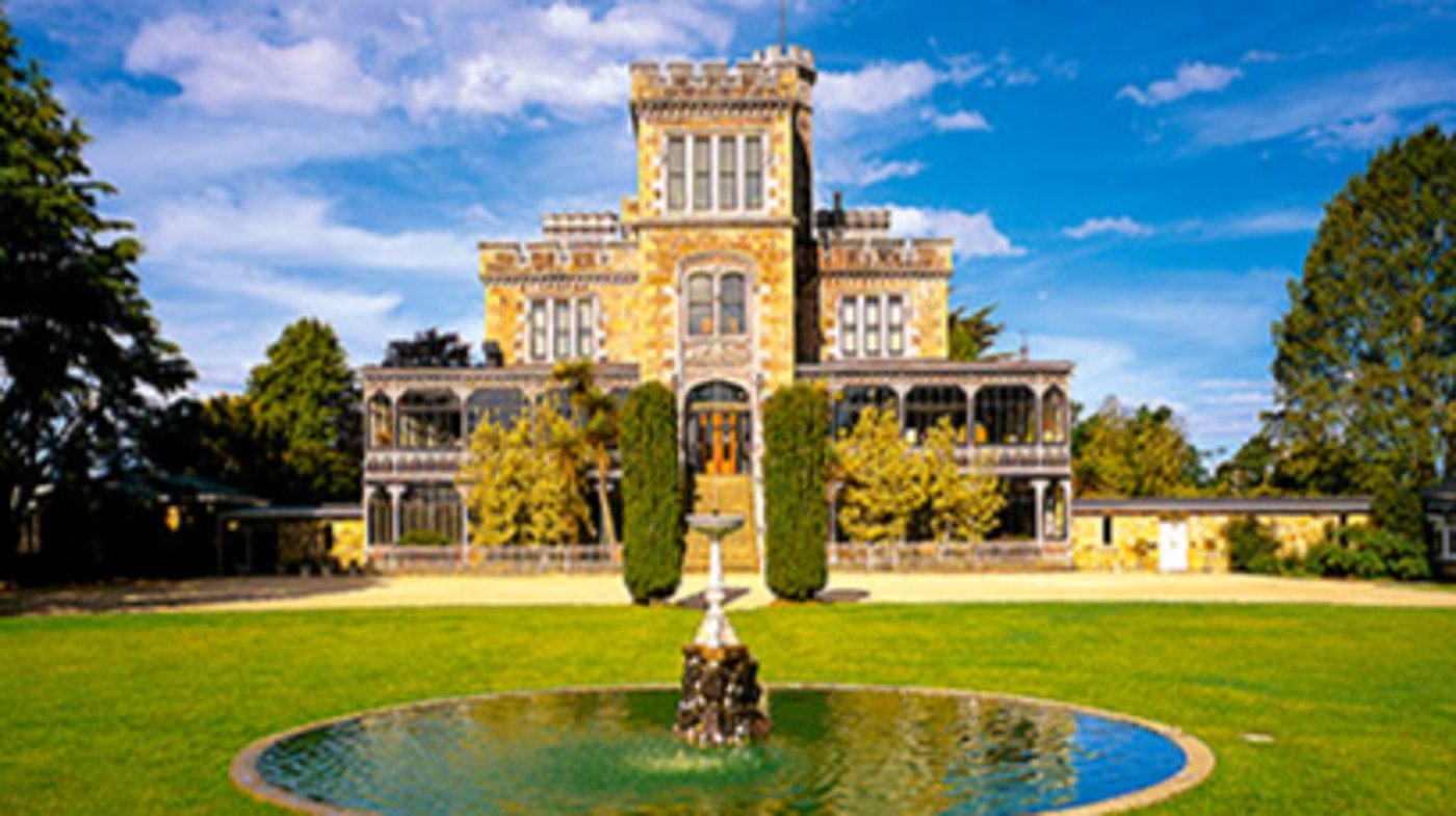 Dunedin - Lanarch Castle