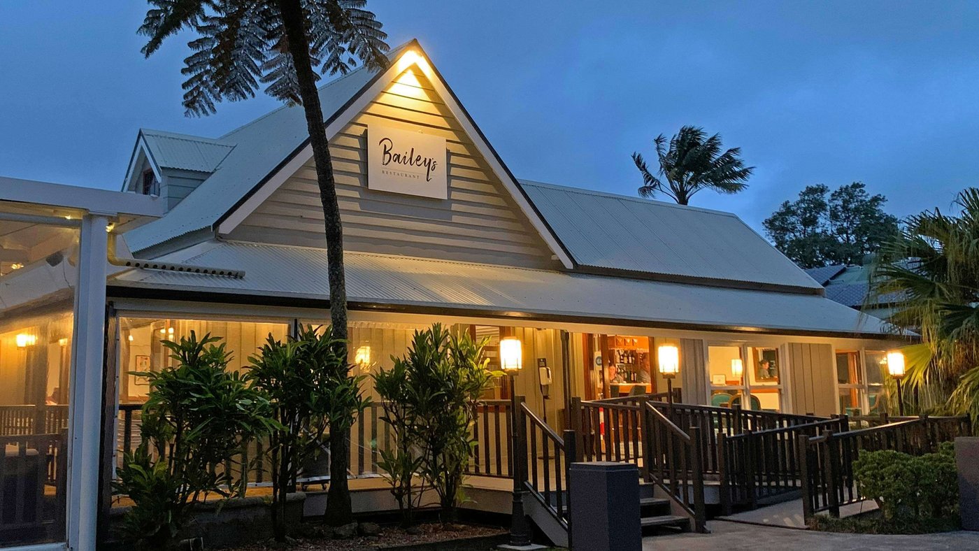Bailey's Restaurant, Governor's Lodge