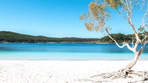 Lake McKenzie