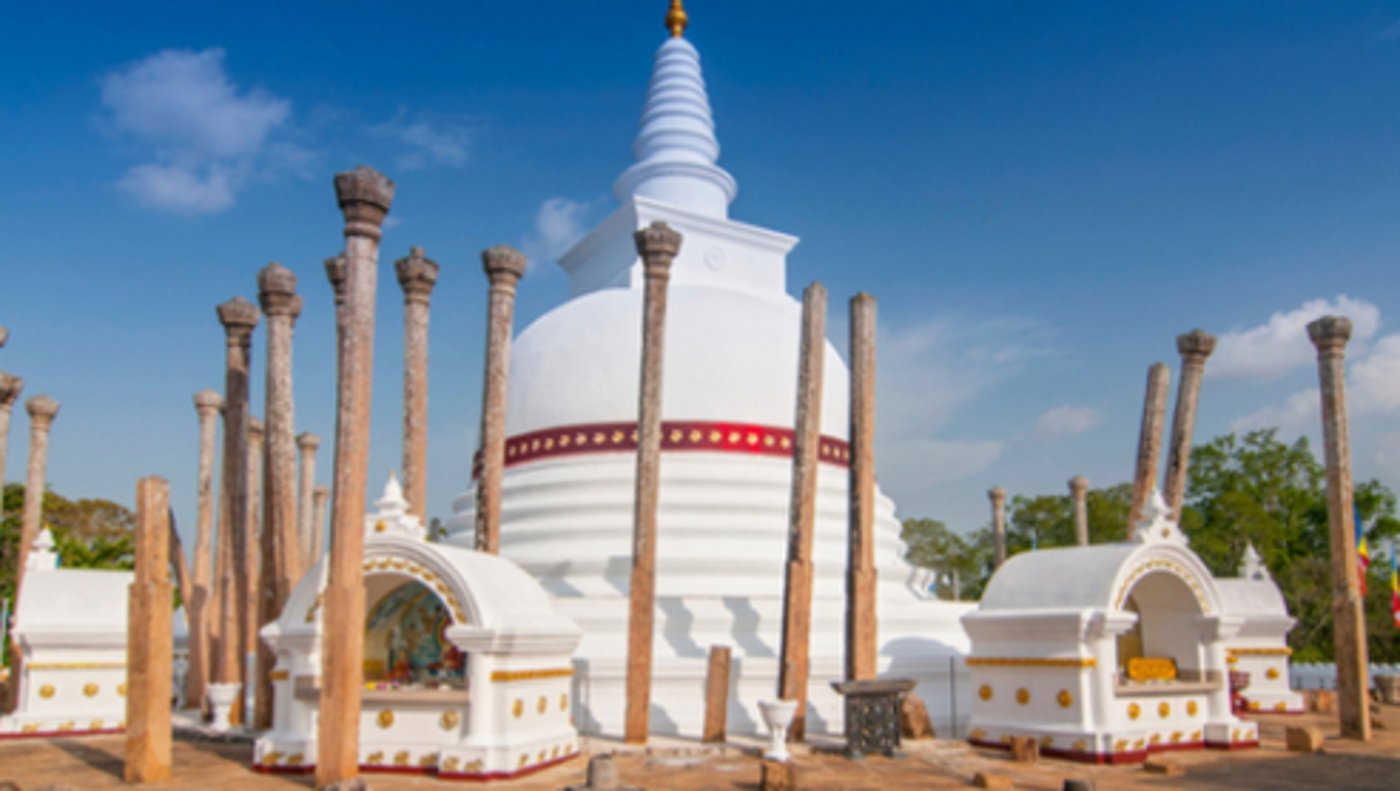 Anuradhapura dagobas and pokunas