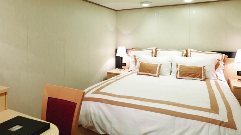 Interior Cabin 