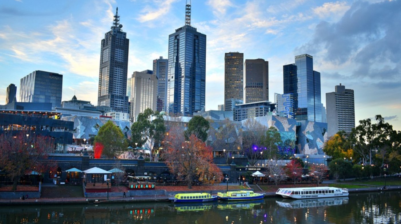 Melbourne City Skyline  