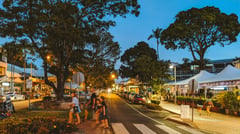 Macrossan St, Port Douglas