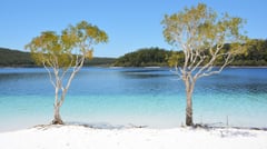 Lake McKenzie