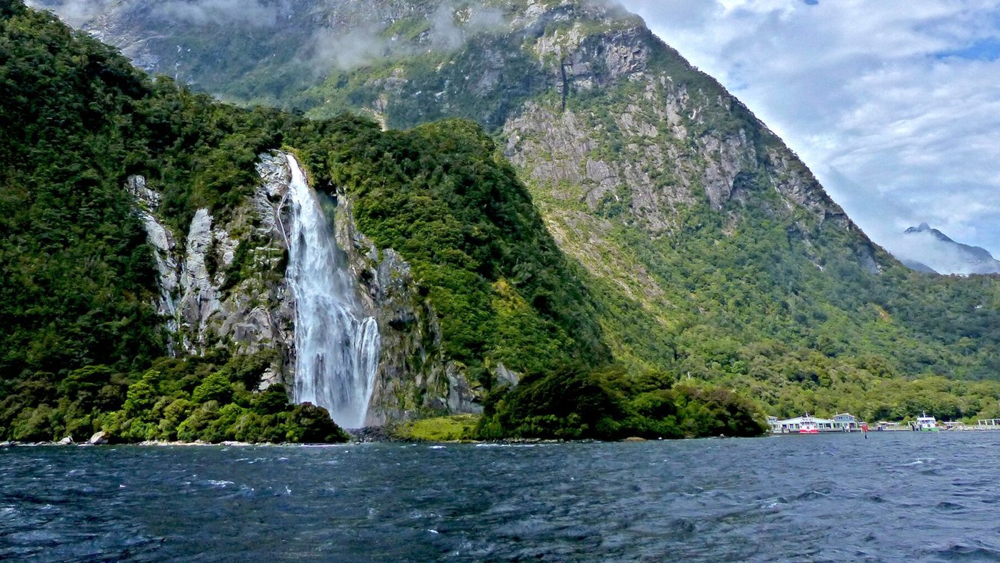 Milford Sound, New Zealand 