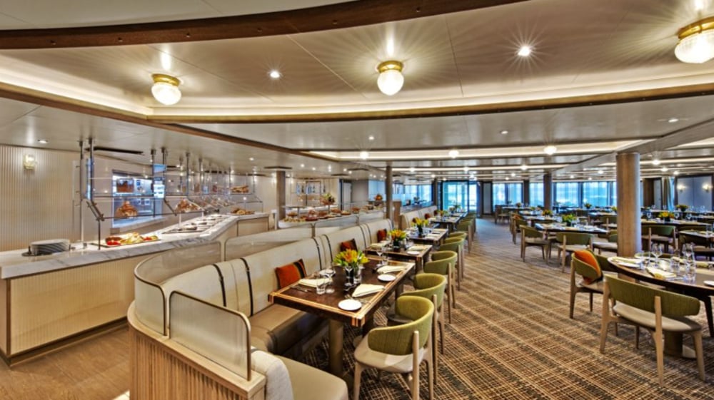 Seabourn Venture - Colonnade 