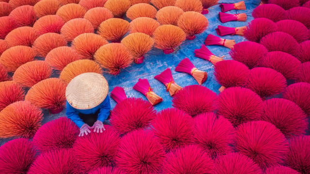 Vietnam & Cambodia Highlights + Mekong Cruise