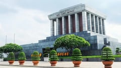 Ho Chi Minhs mausoleum