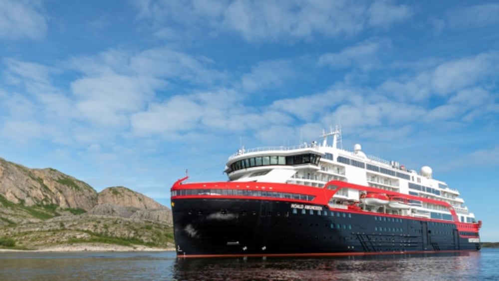 MS Roald Amundsen