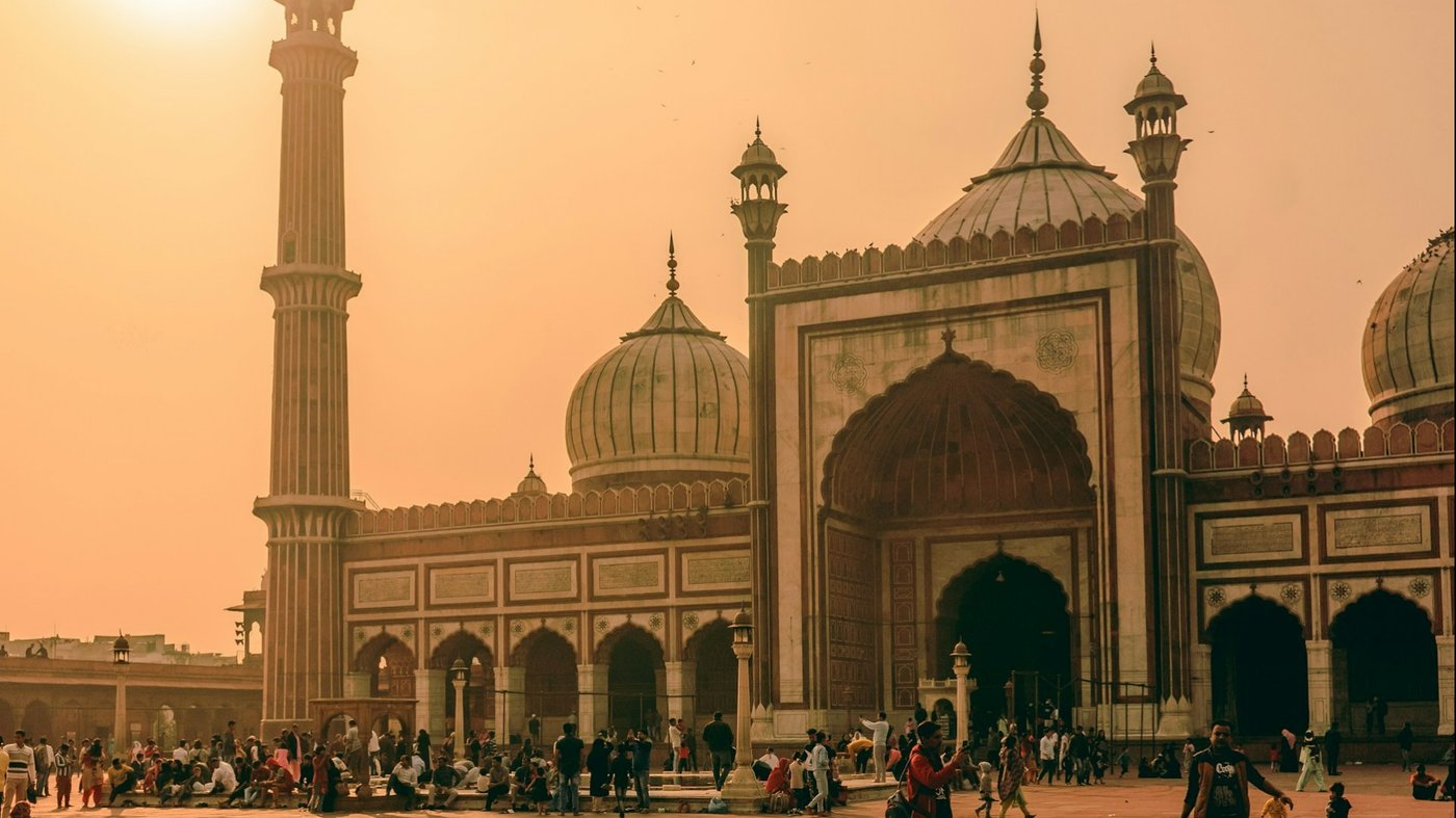  Jama Masjid - the largest Mosque in India