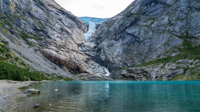 Norway: Fjords & glaciers